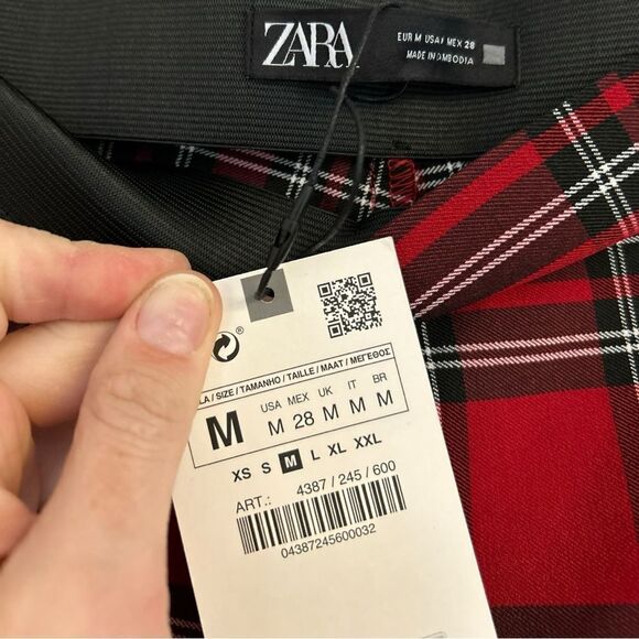 Zara Holiday Red Plaid Mid Rise Stretch Legging Pants, Size Medium NWT - Picture 11 of 16